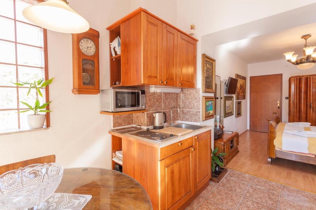 Apartments And Rooms With Wifi Makarska - 11063 Экстерьер фото